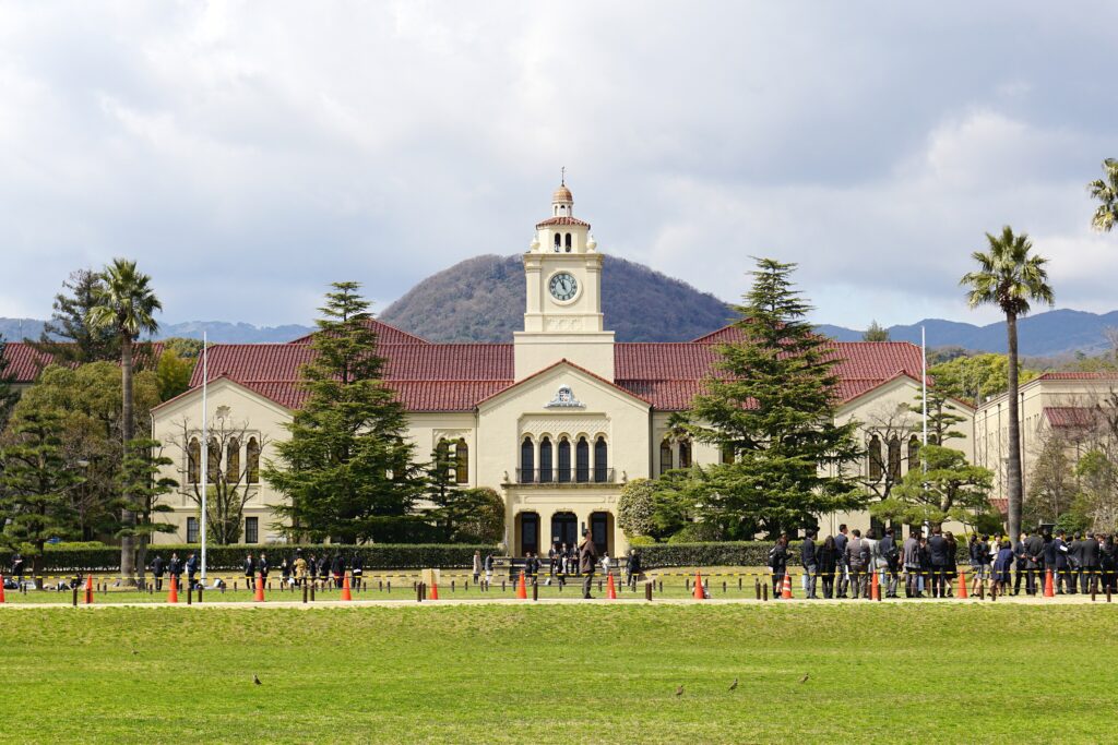 関西学院大学のキャンパス(出典: Wikipedia)
