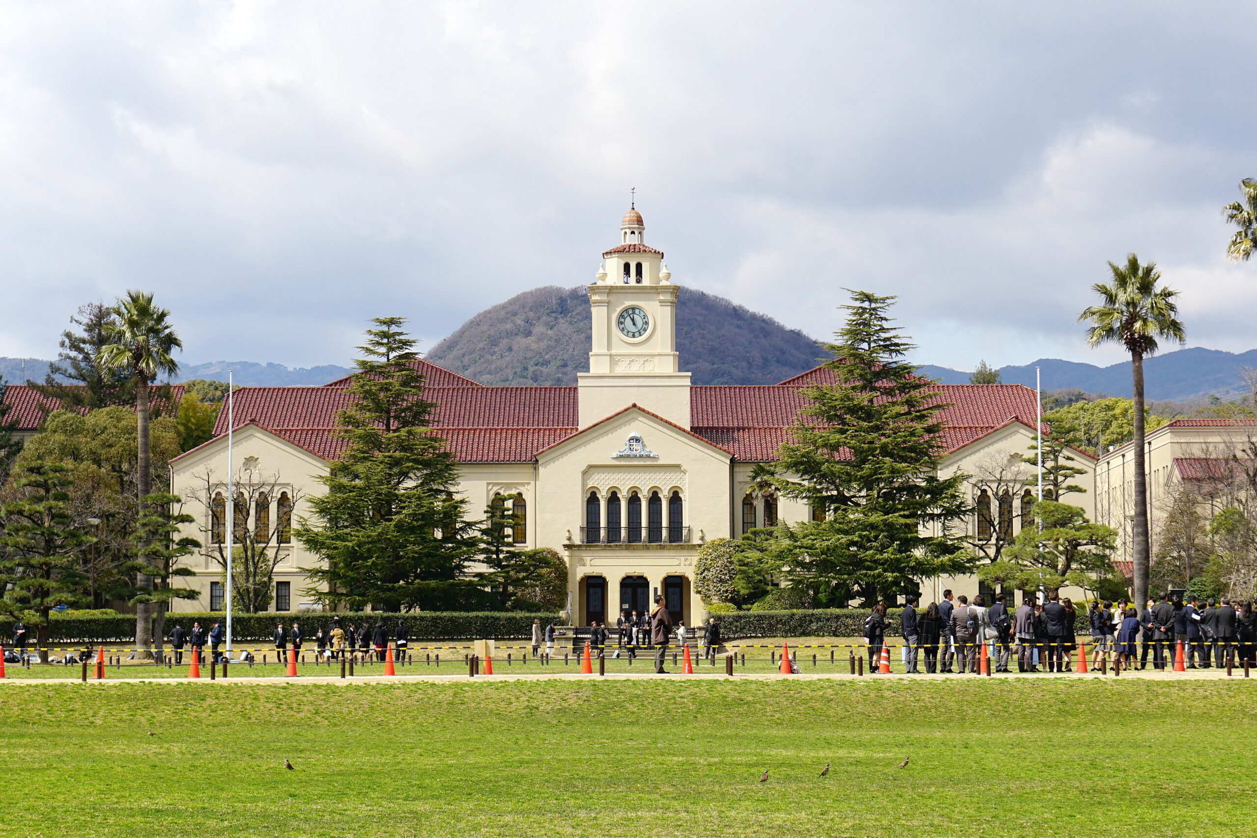 関西学院大学のキャンパス(出典: Wikipedia)